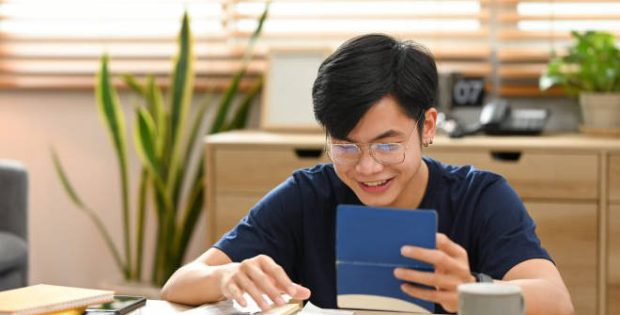 mengatur keuangan bulanan
